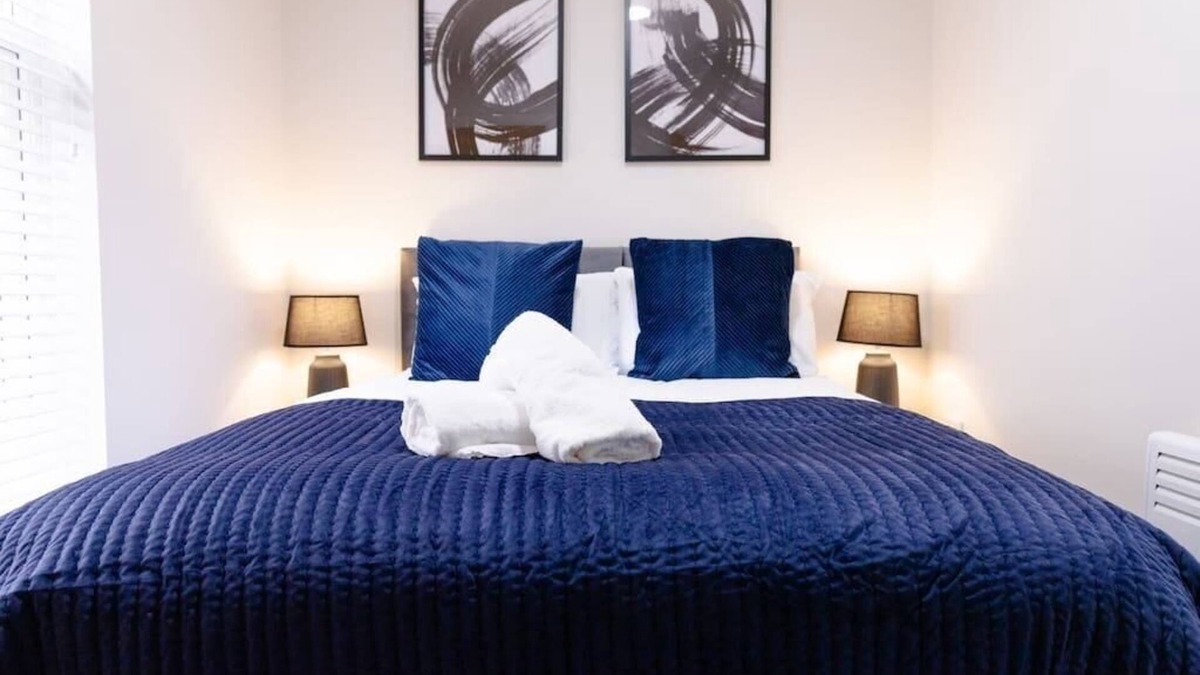 Cathays Apartment | Modern 2 Bedroom Apartment Near City Centre