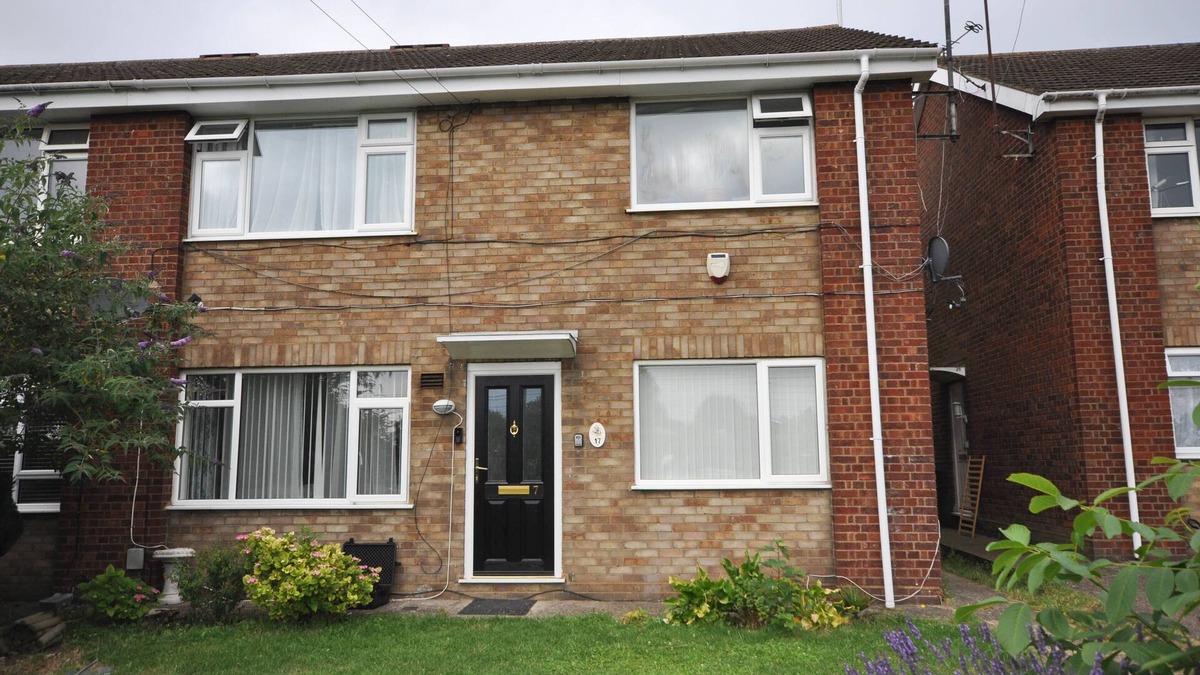 Luton Apartment | Modern 2 Bedroom Apartment