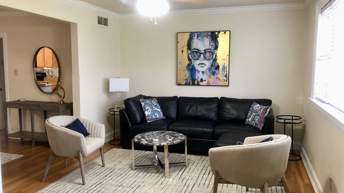 Lake Shore - Lake Vista Condo | Modern 2 bedroom Condo in Excellent Location, Steps to Lake Pontchartrain