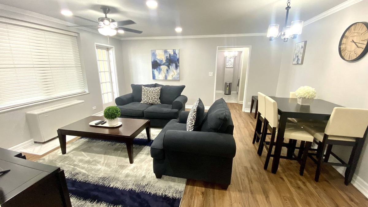 Peachtree Center Condo | Modern 2 bedroom Condo w/Skyline View