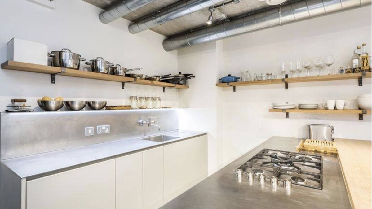 Cathedrals Apartment | Modern 2 bedroom flat in central London