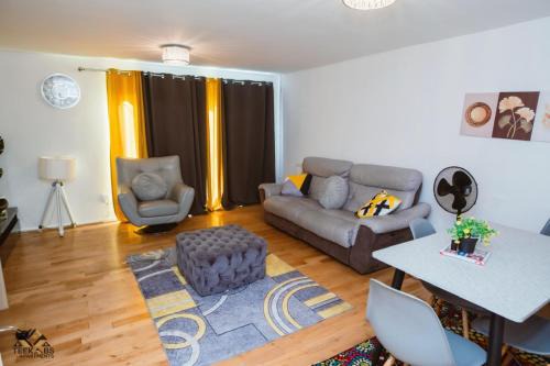 Glyndon Apartment | Modern 2 bedroom Terrace