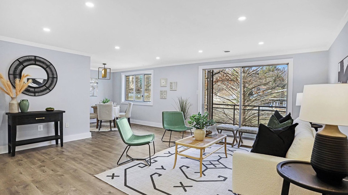 North Bethesda Condo | Modern 2-bedroom condo, Walk to metro