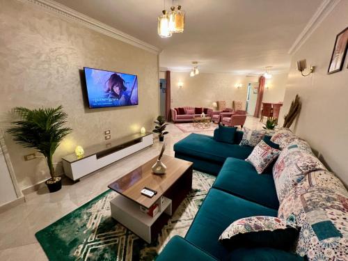 Maadi Apartment | Modern 2BR Apartment in Maadi