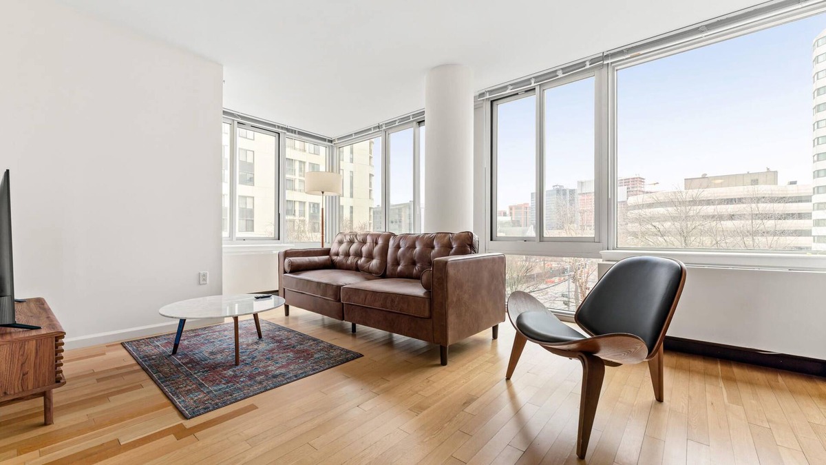 White Plains Apartment | Modern 2BR Place in White Plains