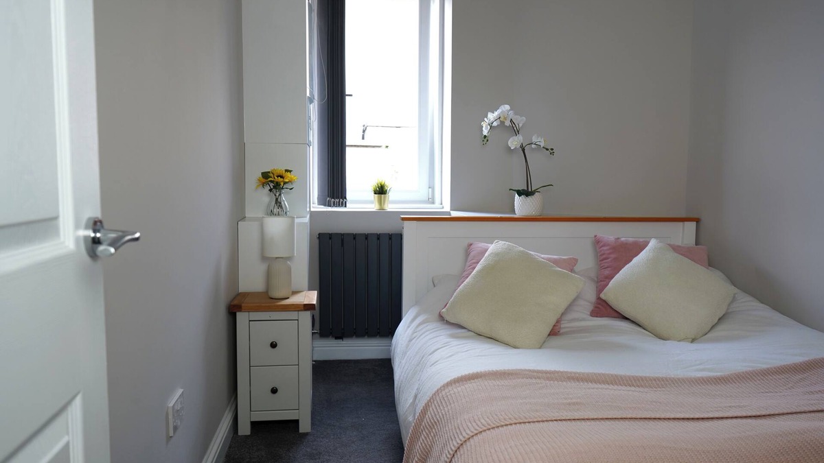 Falkirk House | Modern 3-Bed Flat Prime Falkirk Location