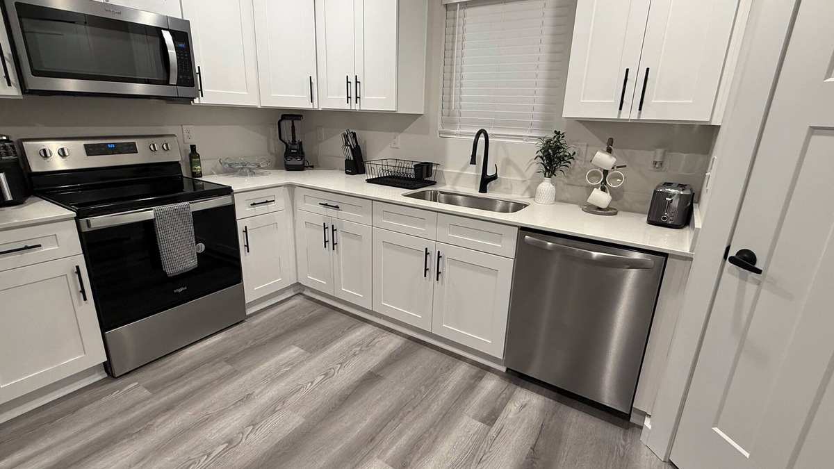 Hickory Apartment | Modern 3-Bedroom Apartment In Hickory, Close to Everything!