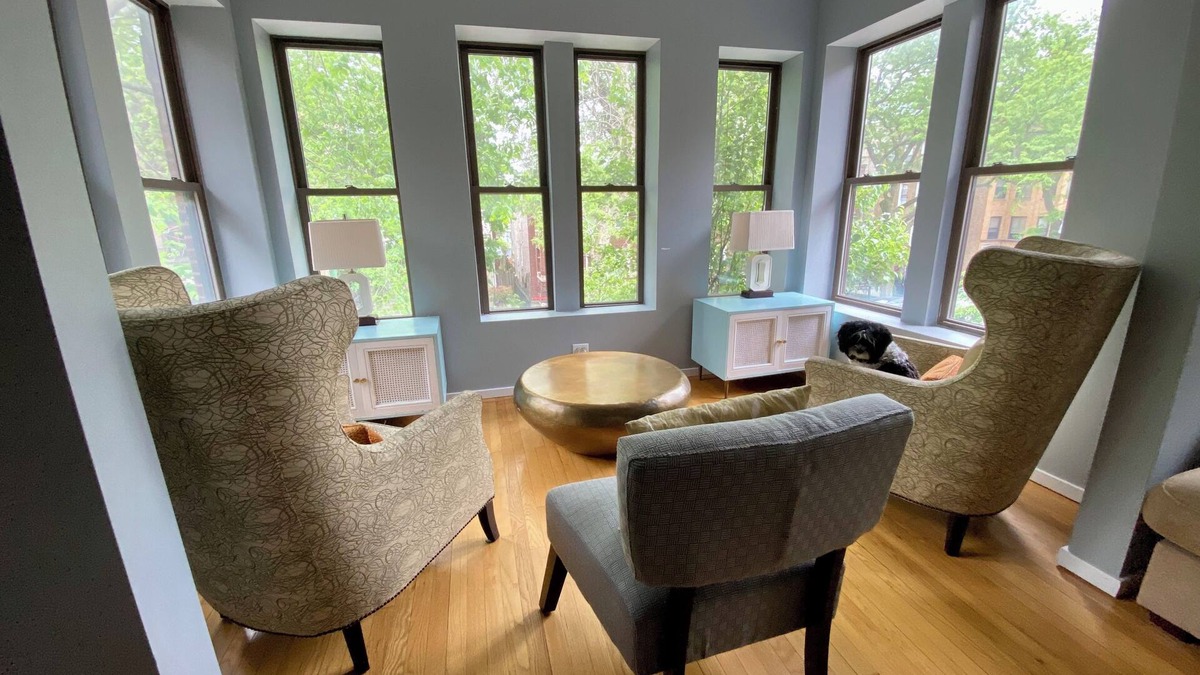 Edgewater Apartment | Modern 3 Bedroom Home!