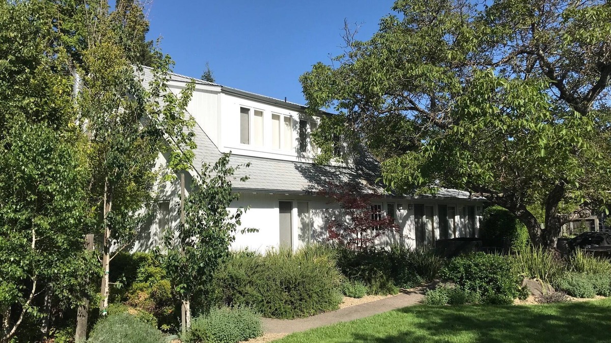 Oakville House | Modern 3 Bedroom Wine Country Home Near Yountville