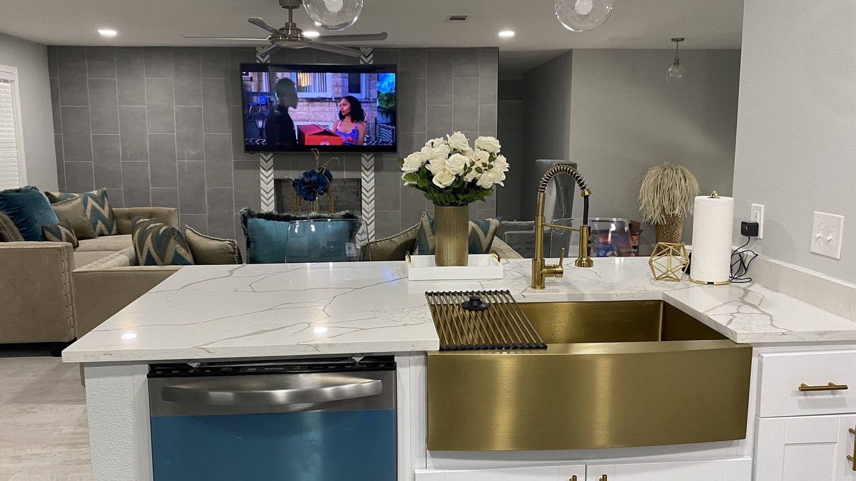 Broadmoor House | Modern 4 bedroom home with pool. Sleeps 10-12 comfortable.
