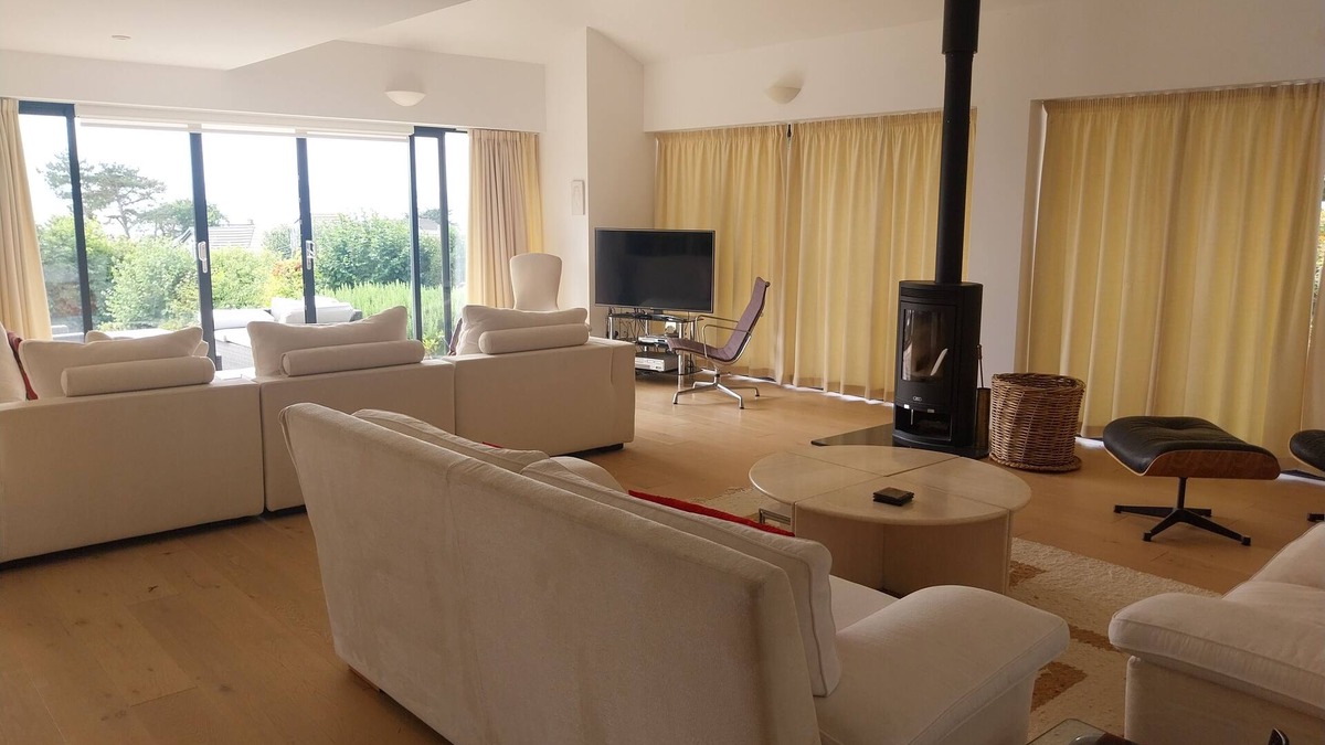 Heswall House | Modern 4 bedroom house with stunning views of North Wales.