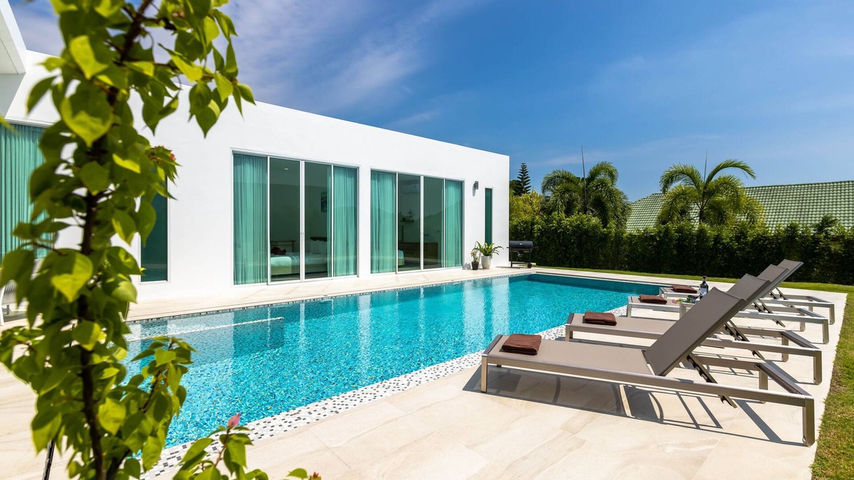 Khao Tao Villa | Modern 4 Bedroom Pool Villa PMK-A2