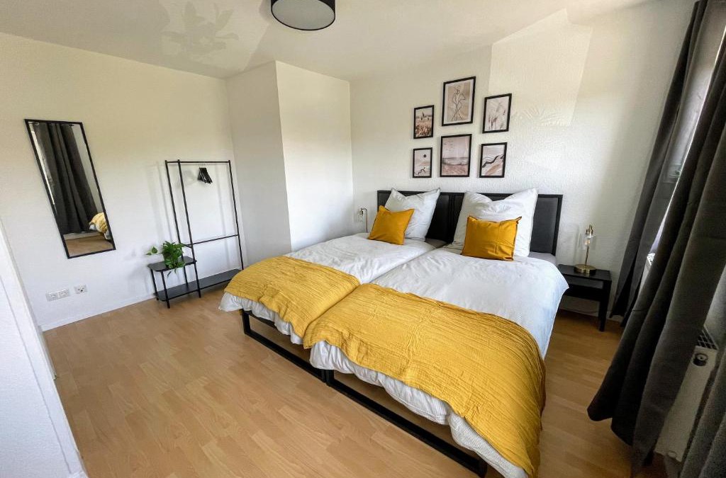 Floha Apartment | Modern 4 Zi Rooms Netflix, Wifi, Parken CasaLuna85