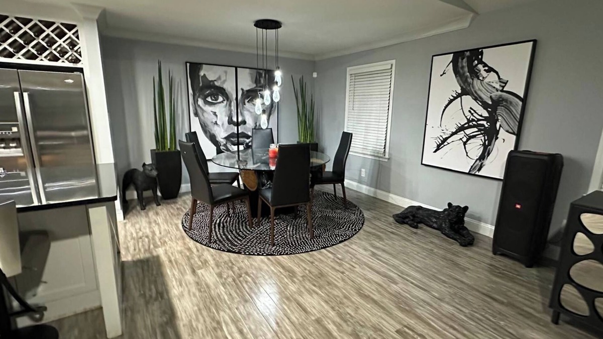 Lawrenceville House | Modern-4bedroom Getaway