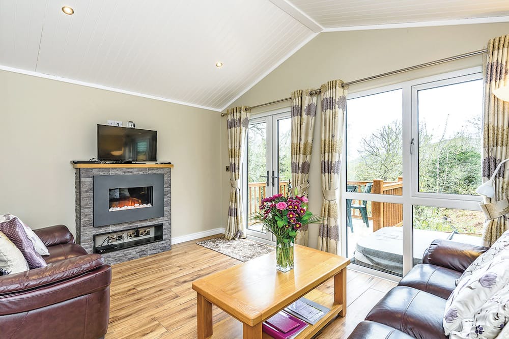 Broughton Mills House | Modern and contemporary 14ft-wide lodge style holiday home.