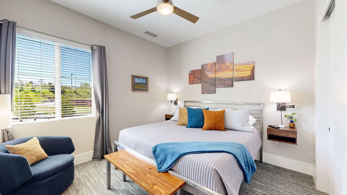 Golden Condo | Modern and Cozy ~ Near CSM, Downtown, Hiking, Denver 15 mins
