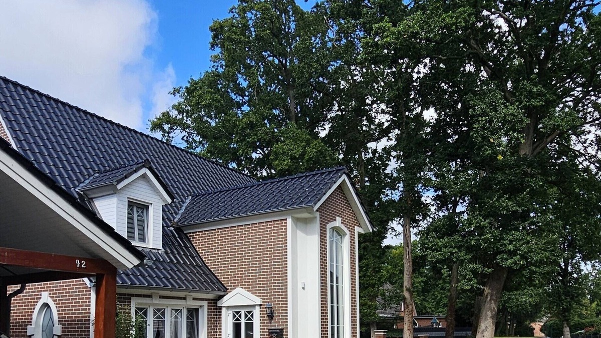 Midlum Apartment | Modern and cozy vacation apartment on the North Sea, rural, quiet, with garden