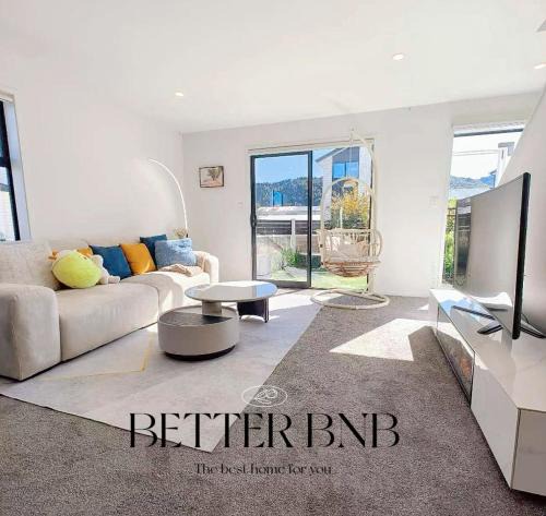 Trentham House | Modern and New 3 Beds fancy home
