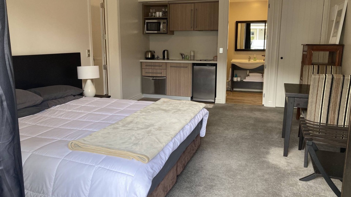 Cardrona Apartment | Modern and spacious studio apartment in the beautiful Cardrona Valley
