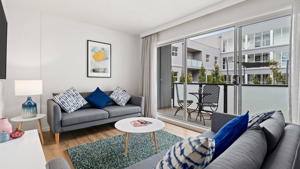 Burwood Apartment | Modern and Spacious Two Bedroom Apartment
