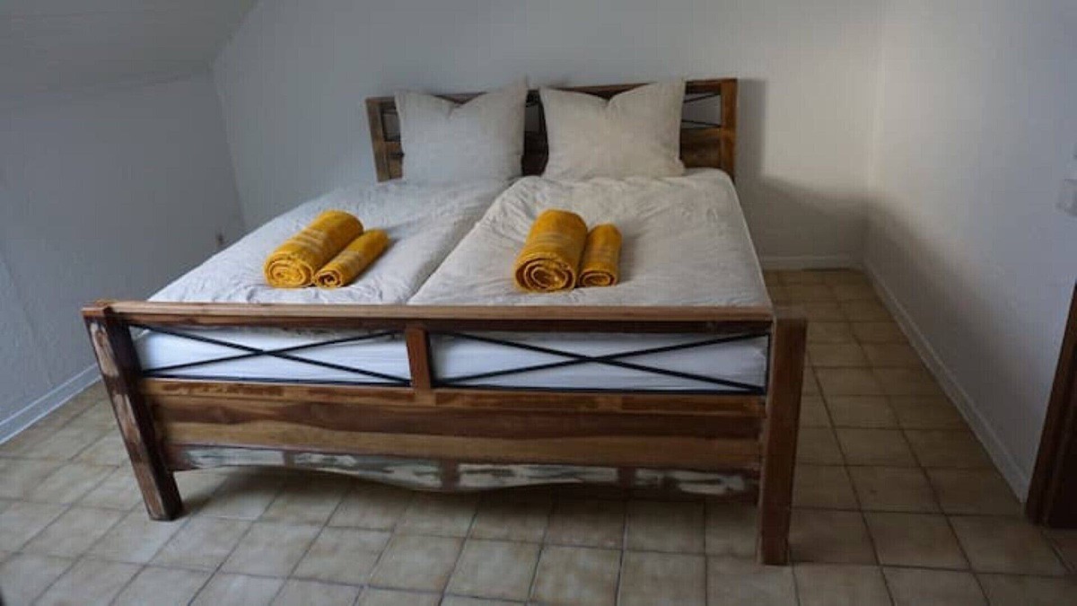 Frankisch-Crumbach Apartment | Modern apartment with private access to the garden