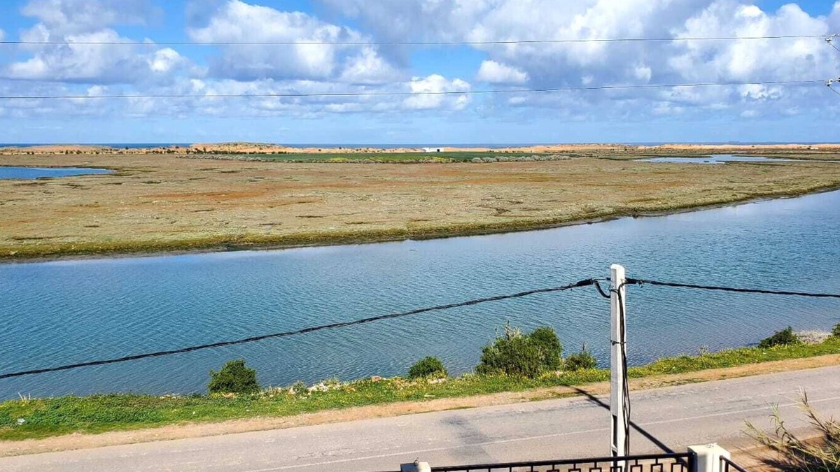 Oulad Aissa Apartment | Modern apart no2 with breathtaking views of the water