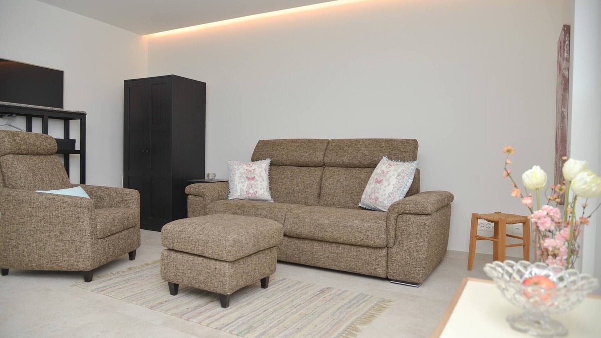 Genestrerio Apartment | Modern apartment Dora