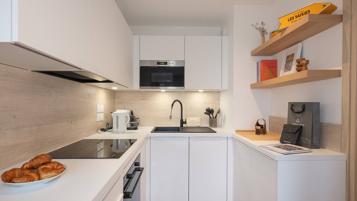 Cohennoz Apartment | Modern apartment in Cernix with large terrace
