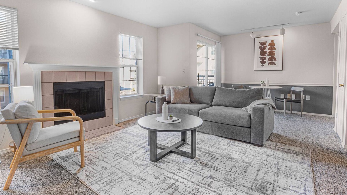 Greenwich Apartment | Modern Apartment in Prime Location (ID6372X76)