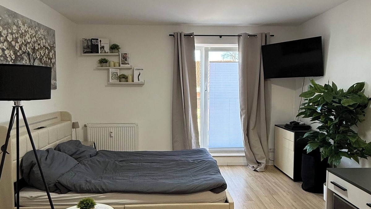 Ronsdorf Apartment | Modern apartment incl. parking space