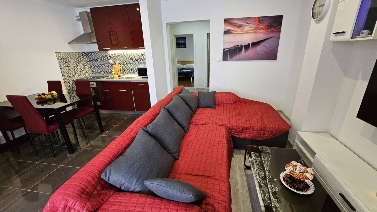 Kastel Stari Apartment | Modern apartment Nikola in a quiet area