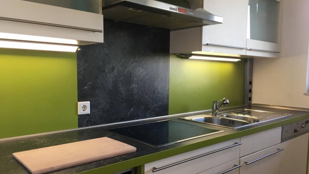 Rangierbahnhof-Siedlung Apartment | Modern Apartment near the Fair with Balcony & Wi-Fi