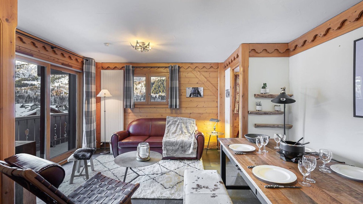 Meribel Village Apartment | Modern apartment near slopes with pool and spa access
