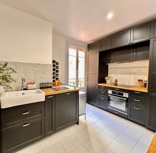 Carre d'Or Apartment | Modern Apartment Nice