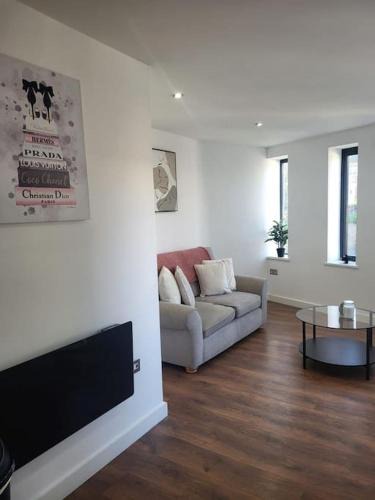 Gedling Apartment | Modern Apartment Nottingham
