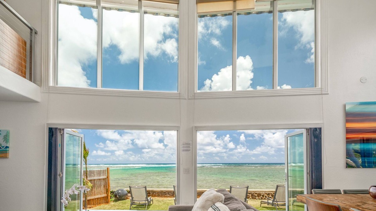 Anahola House | Modern, Beachfront 4 Bdrm - Eastside Retreat with A/C