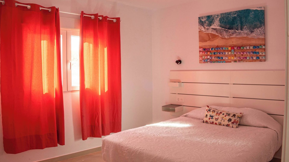 Arrieta Apartment | Modern beachside apartment Punta Mujeres