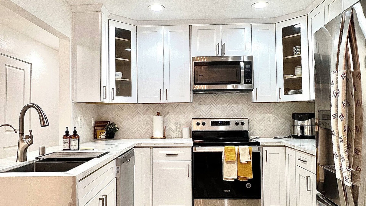 Pocket House | Modern, bright, and lovely house 8 min from Sacramento Downtown