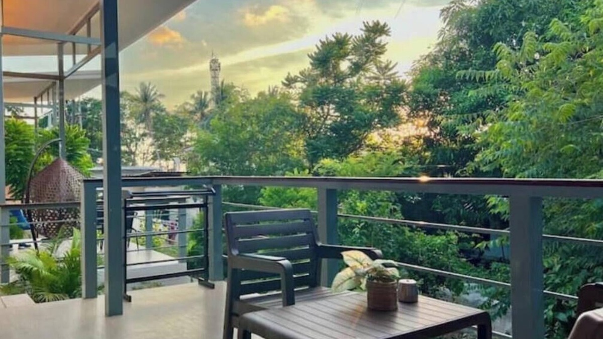 Ko Chang House | Modern Bungalow with patio