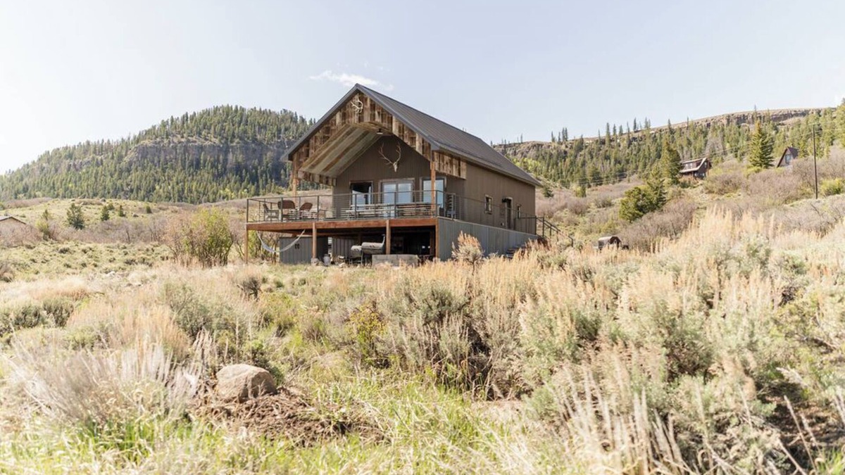 Gunnison Cabin | Modern Cabin at Blue Mesa, INCREDIBLE VIEWS, 40min from BLK CNYN