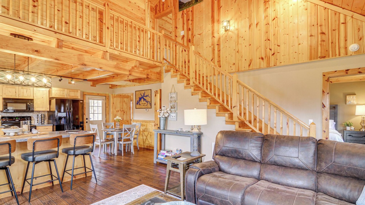 Burkesville Cabin | Modern Cabin w/Grill Near Golf & Bass Fishing!