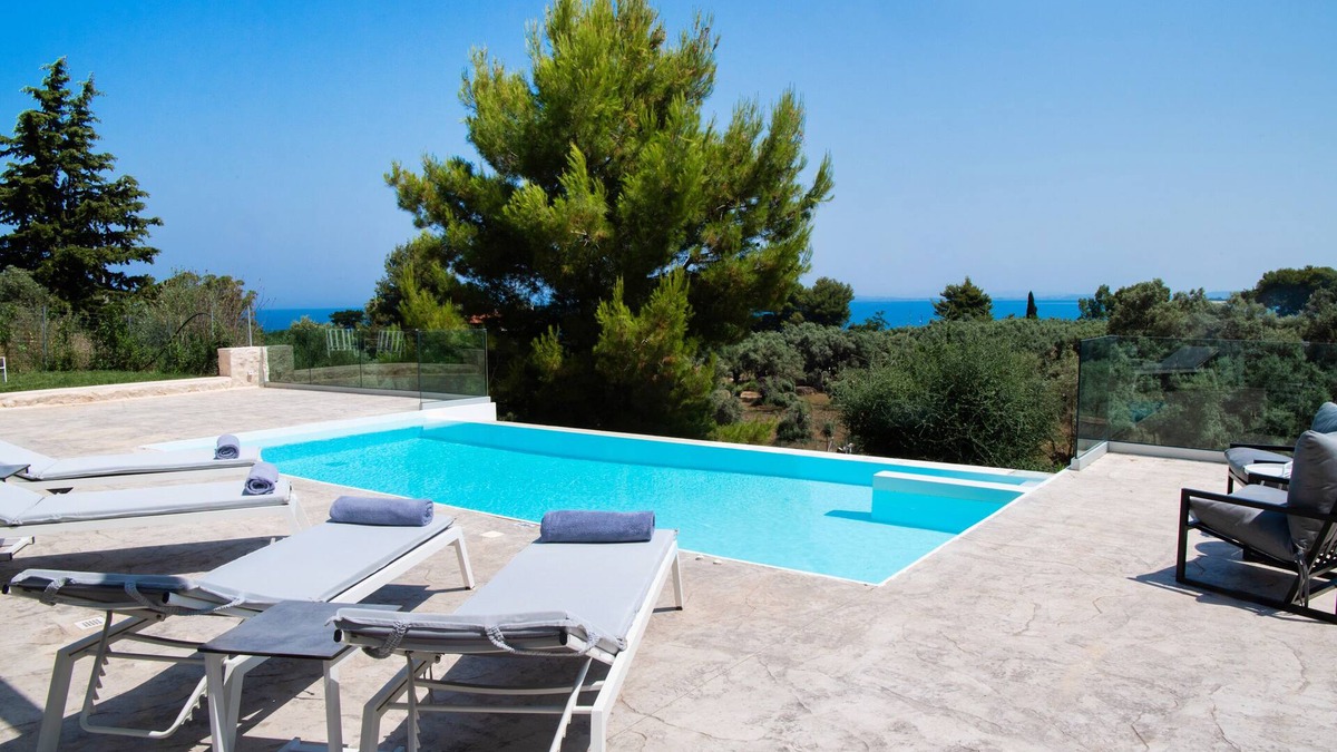 Agios Ioannis Villa | Modern cave villa w/pool, 3 mins walk to the beach