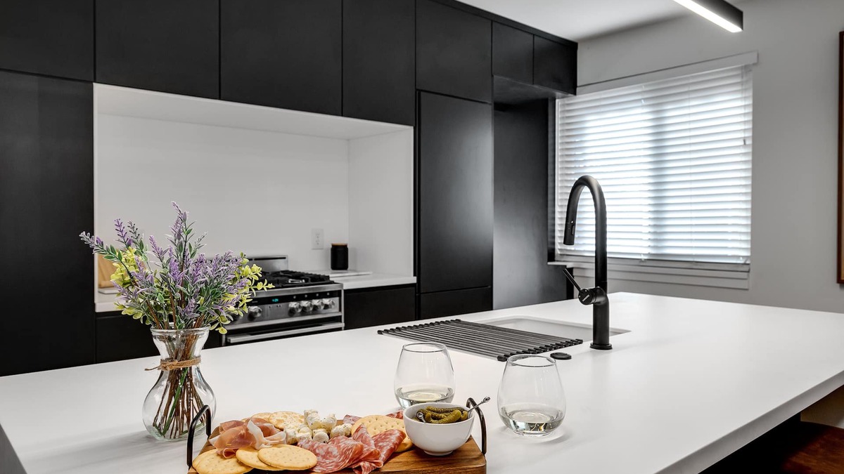 Museum District House | Modern Charm in the heart of the city