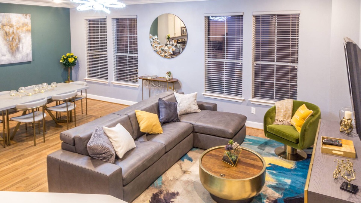 Braeswood Place House | MODERN & Chic Style *WESTELM HOUSE 2* in heart of TX Med Center and NRG Stad