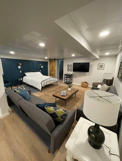 Pittsburgh Apartment | Modern & Chic XL Studio w EZ City Airport Access