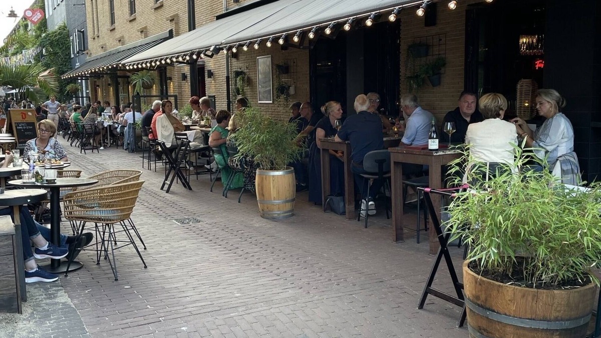 Oss Apartment | Modern city apartment located in the heart of the city center.