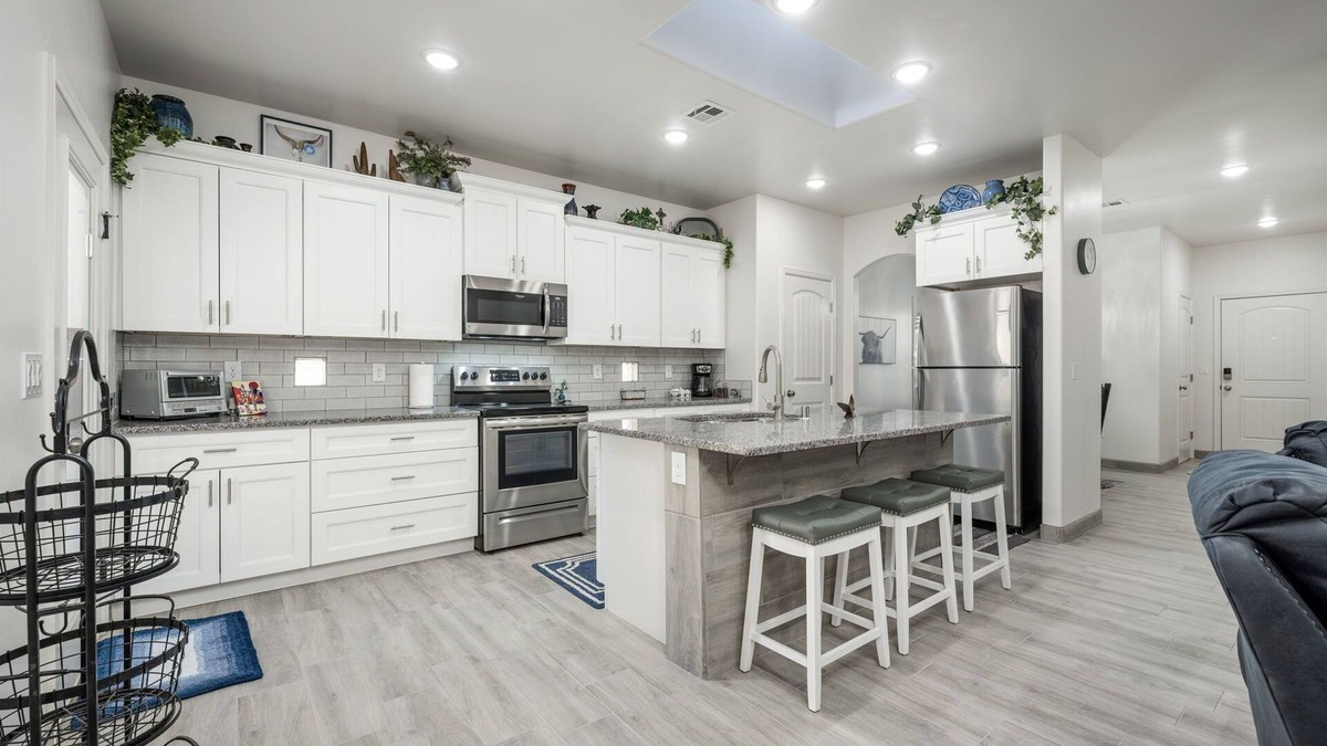Mesilla Park House | Modern Comfort - Townhome near NMSU, Las Cruces Convention Center & Mesilla
