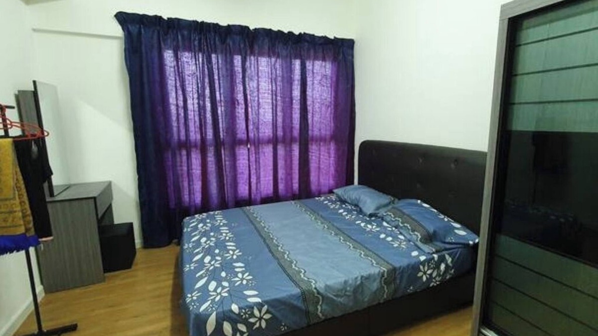 Kajang Condo | Modern condo (3) with air cond. and pool at bangi