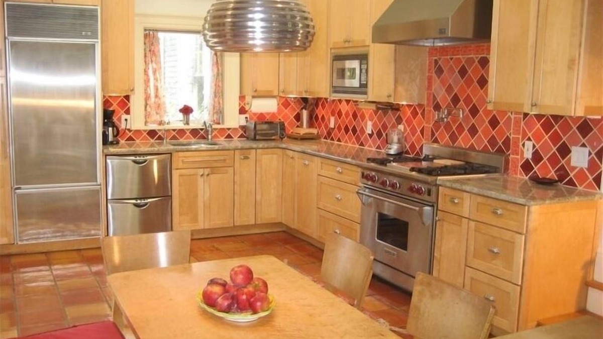 Rhinebeck House | MODERN COUNTRY HOME -1 mile Rhinebeck village