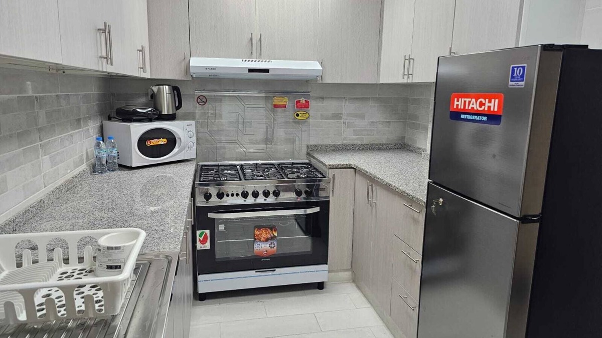 Sharjah Apartment | Modern & Cozy 1 BR + 1 Living Room Apartment near Sharjah University